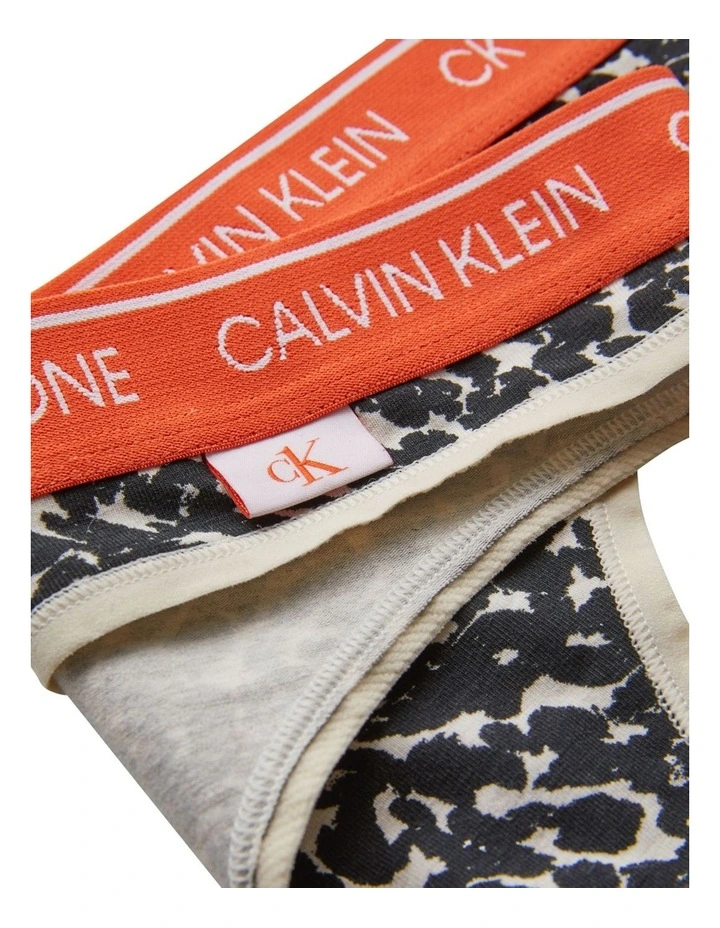 Flash Sale π₯ Calvin Klein Ck One Cotton Thong Brief In Multi π - Image 5