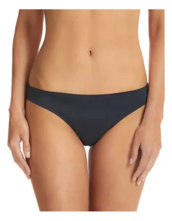 Budget 😀 Underline Elevate Brief In Jet Black 😍